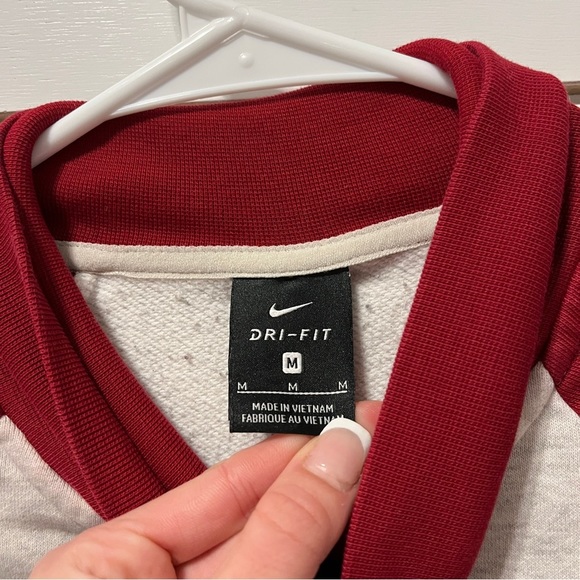 Nike Grey Pink & Red Quarterzip - Picture 4 of 6